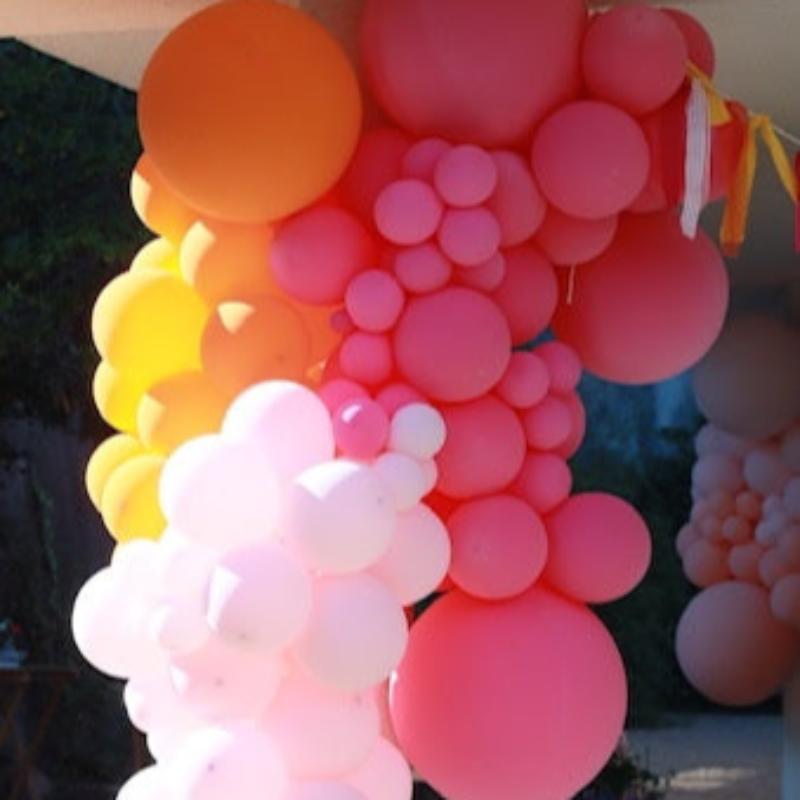 Guirnalda globos SWEET montada <br> (solo Barcelona y Madrid)