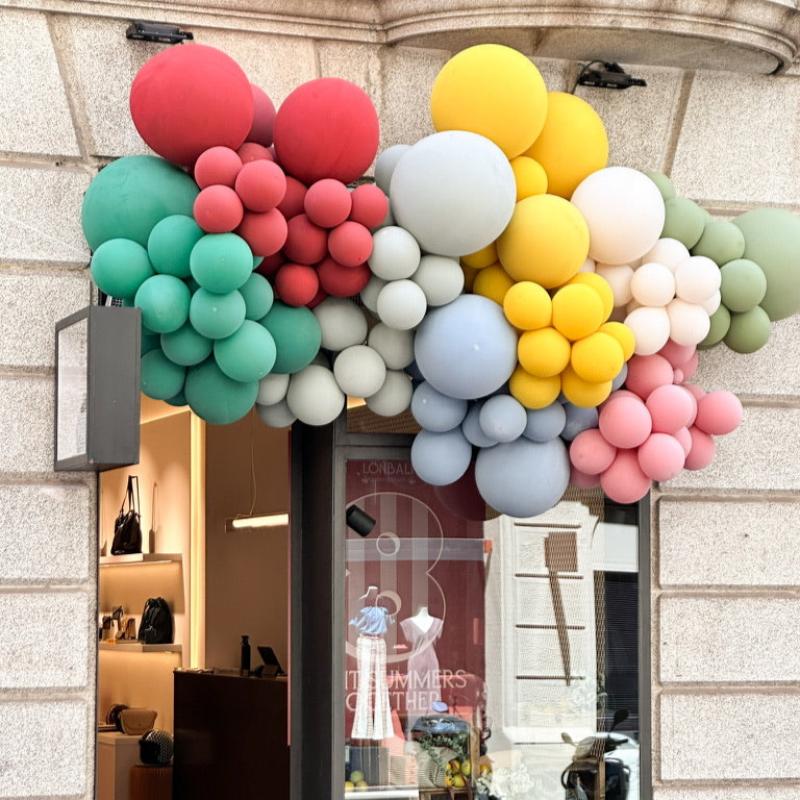 Guirnalda globos BALI montada <br> (solo Barcelona y Madrid)