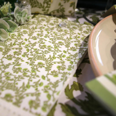 Olive flower fringed napkins / 16 pcs.