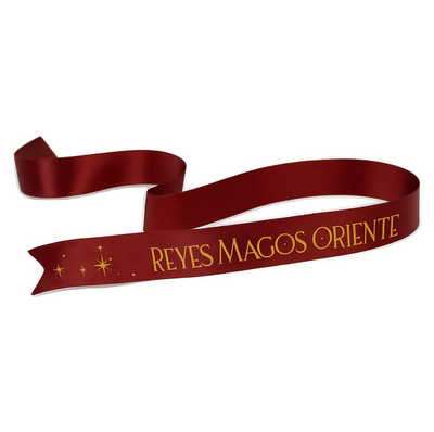 Bouquet of crown and king balloons inflated with helium