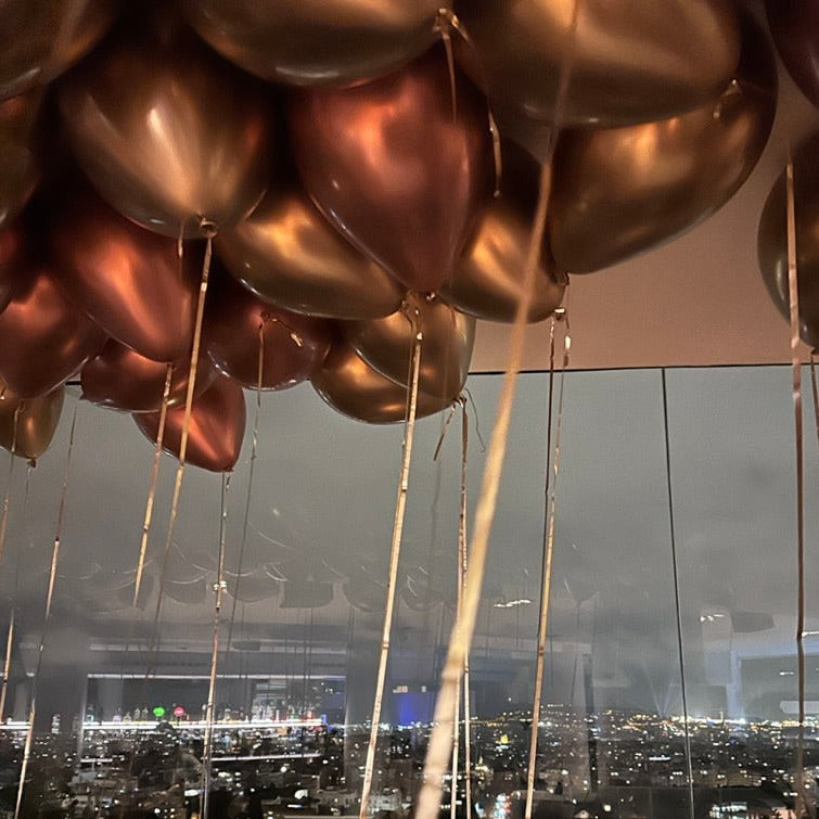 Ceiling balloons Eighteen tones foil ribbon inflated with helium