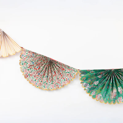 Liberty Christmas Fan Garland