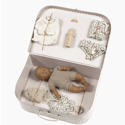 Suzie Minikane birth suitcase kit