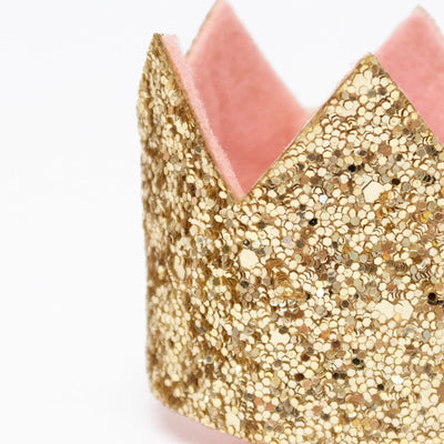 Mini crown with gold glitter clip