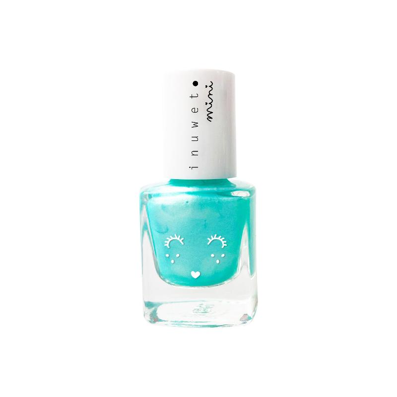 Esmalte de uñas a base de agua  turquesa de manzana