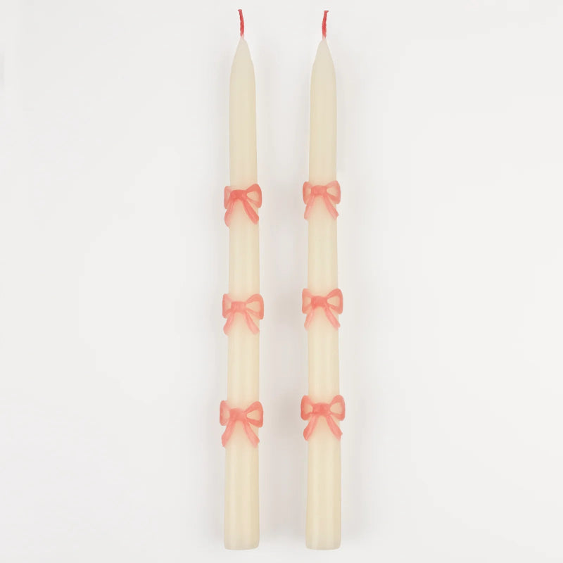 Conjunto de velas longas de fita rosa