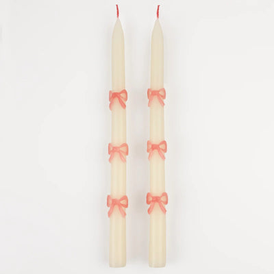 Conjunto de velas longas de fita rosa