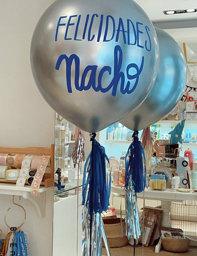 Balloon L inflated silver tassel and blue Lettering 