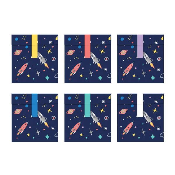 Space paper bags and stickers / 6 units.