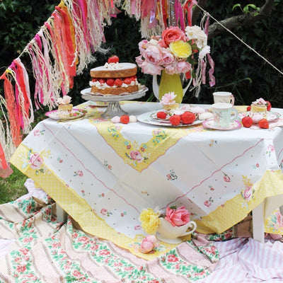 Truly Scrumptious paper tablecloth