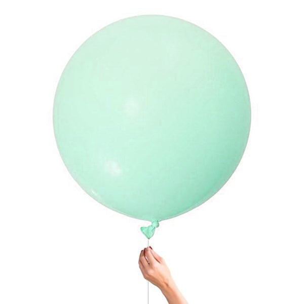 L balloon decorated mint and ivory